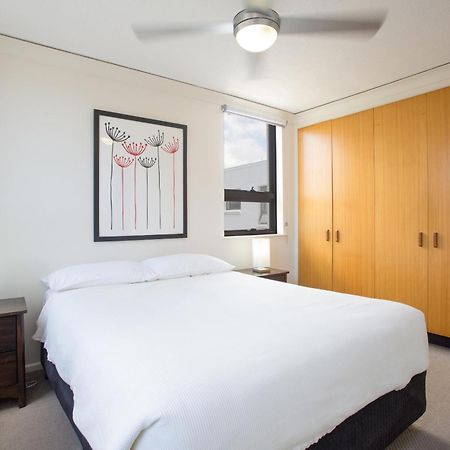 Headland Tropicana Resort Alexandra Headland Ruang foto