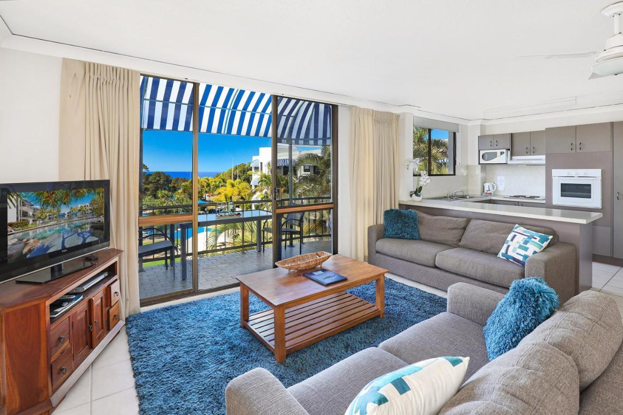 Headland Tropicana Resort Alexandra Headland Bagian luar foto