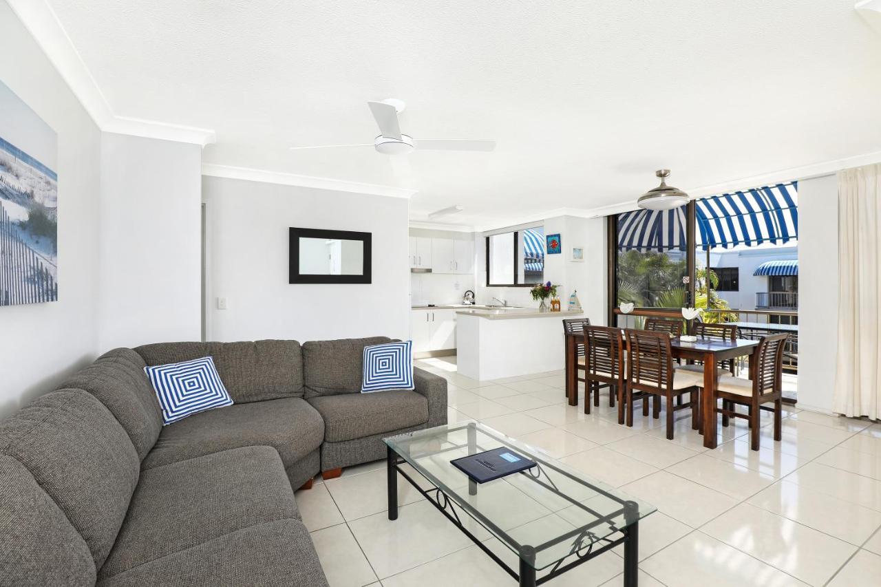 Headland Tropicana Resort Alexandra Headland Bagian luar foto
